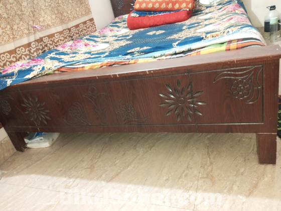 মালেশিয়ান উডের বেড